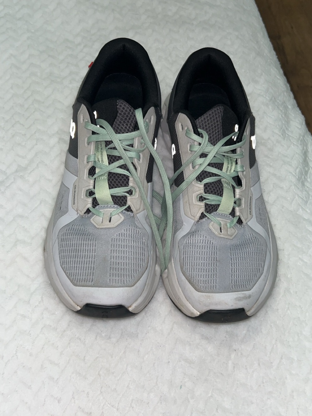 On Running Cloudswift men’s Gray Mint Running Shoes - Picture 4 of 5